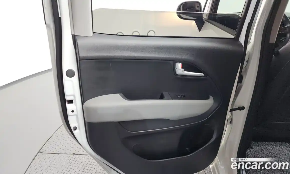 Kia Ray 2025 1.0 автомат (гидро), фото 15