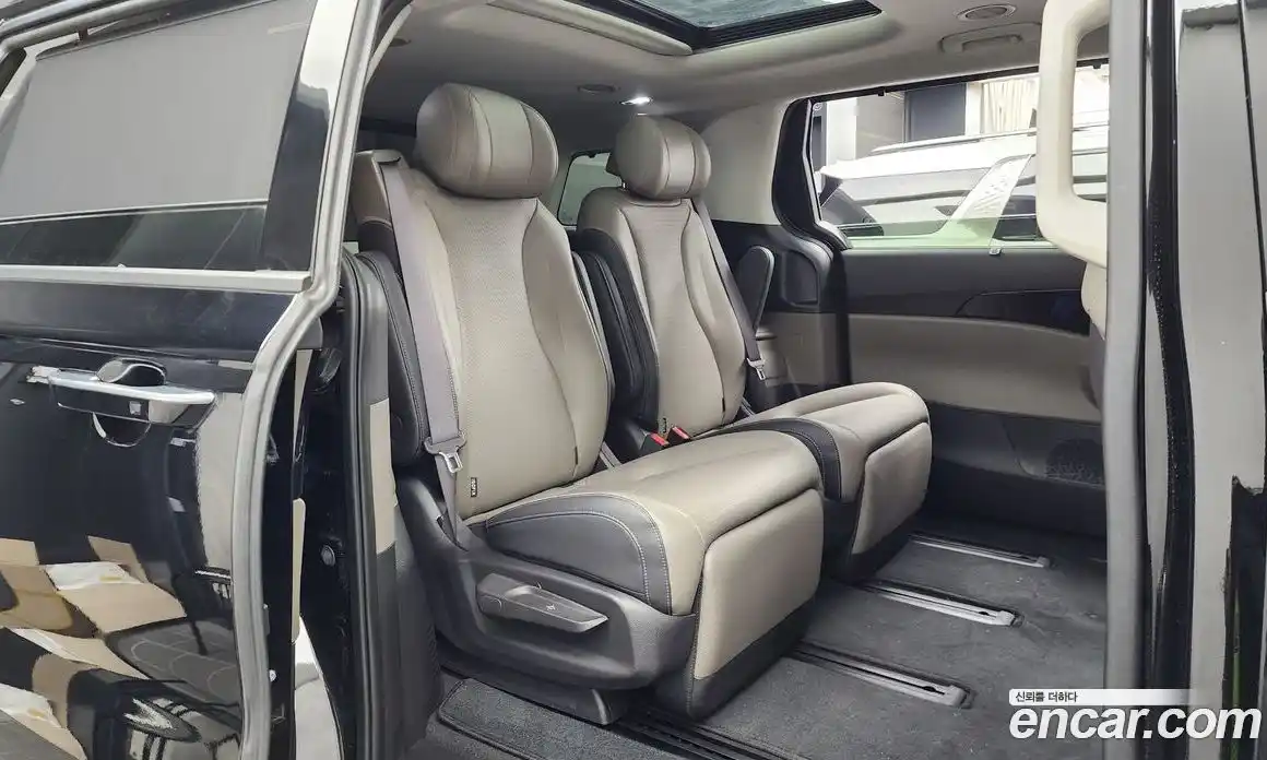 Kia Carnival 2024 2.2 автомат (гидро), фото 17