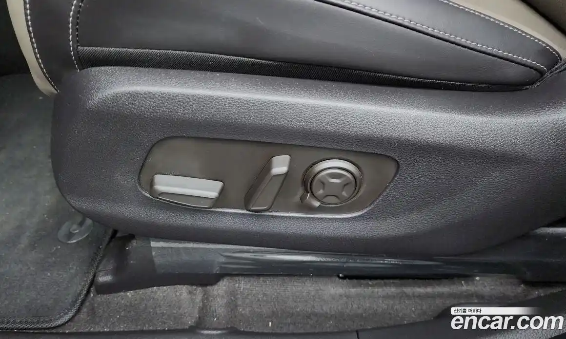 Kia Carnival 2024 2.2 автомат (гидро), фото 30