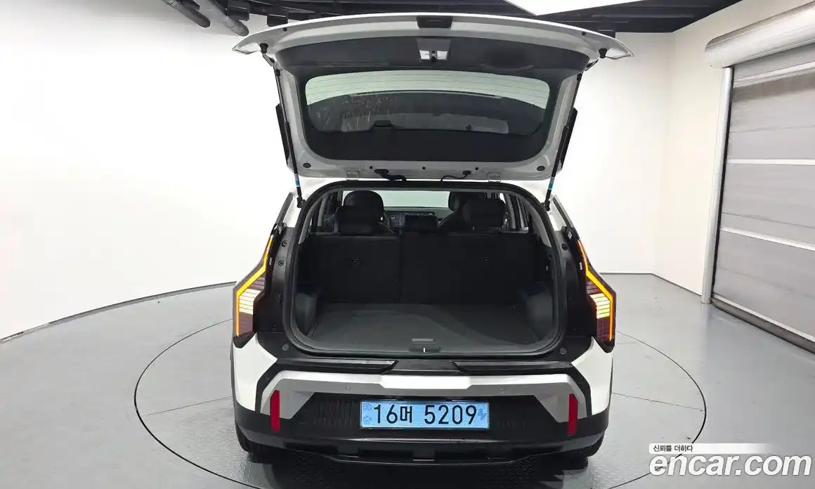 Kia EV3 2025 0.2 автомат (гидро), фото 26
