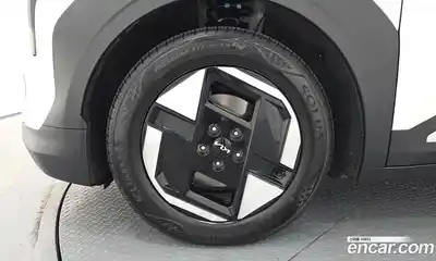 Kia EV3 2025 0.2 автомат (гидро), миниатюра 5