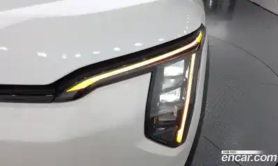 Kia EV3 2025 0.2 автомат (гидро), миниатюра 8