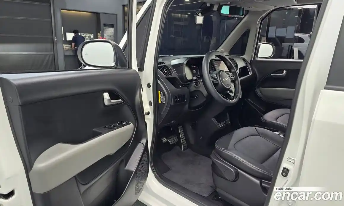 Kia Ray 2023 1.0 автомат (гидро), фото 13