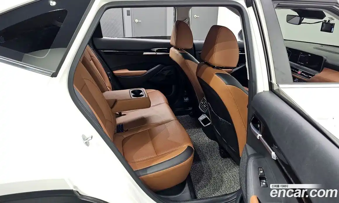 Kia Seltos 2022 2.0 автомат (гидро), фото 17