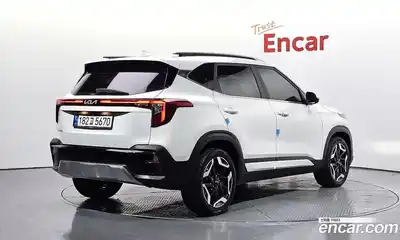 Kia Seltos 2022 2.0 автомат (гидро), миниатюра 2
