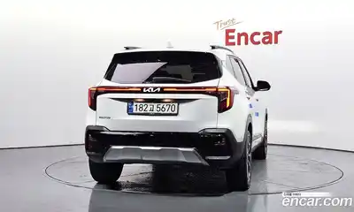 Kia Seltos 2022 2.0 автомат (гидро), миниатюра 4