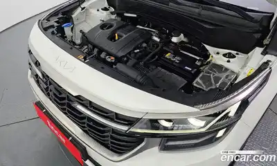 Kia Seltos 2022 2.0 автомат (гидро), миниатюра 6