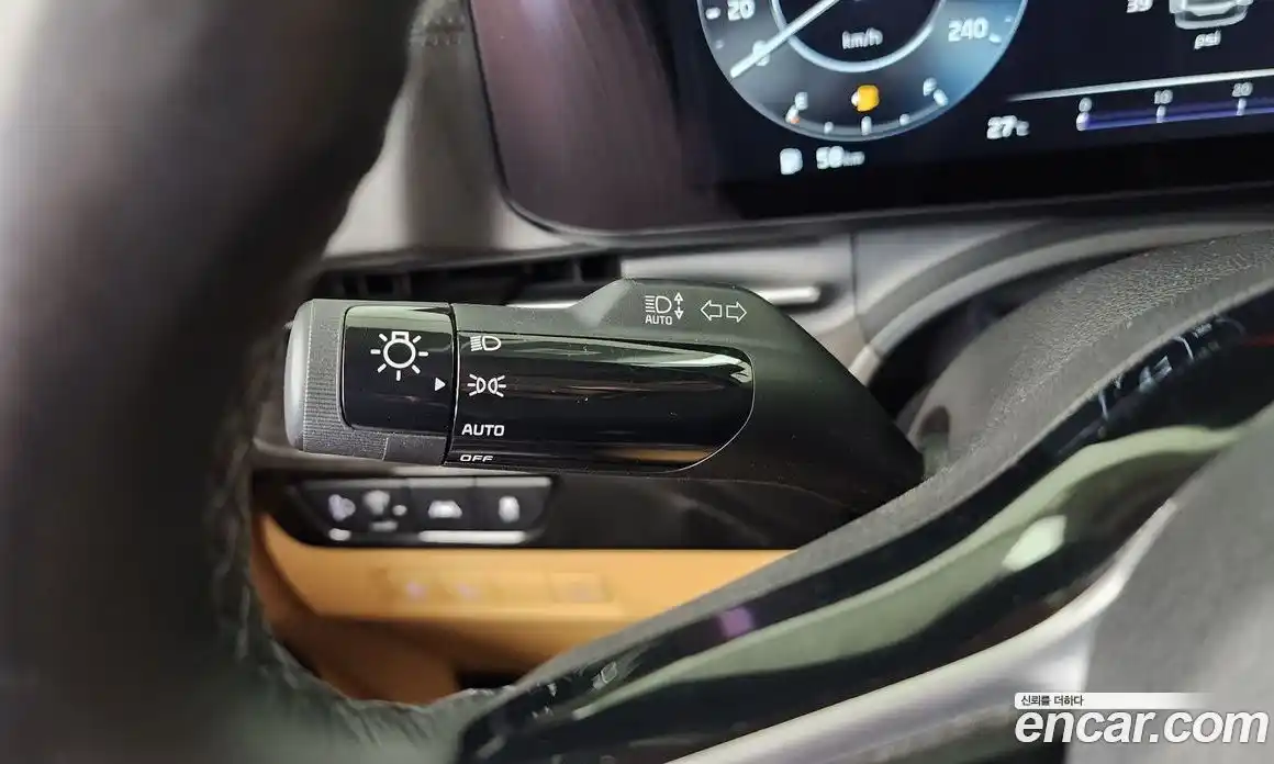 Kia Carnival 2022 2.2 автомат (гидро), фото 26
