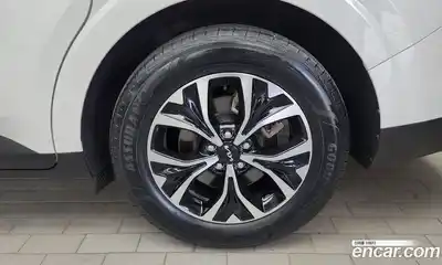 Kia Carnival 2022 2.2 автомат (гидро), миниатюра 6