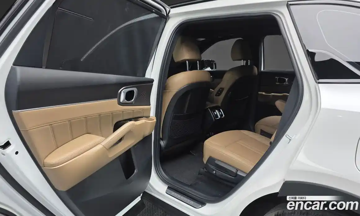 Kia Sorento 2024 1.6 автомат (гидро), фото 21