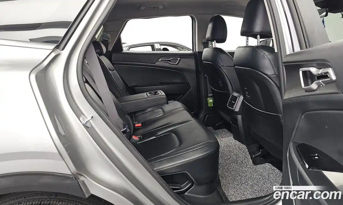 Kia Sportage 2023 1.6 автомат (гидро), фото 18