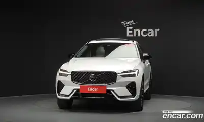 Volvo XC60 2025 2.0 автомат (гидро), миниатюра 2