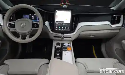 Volvo XC60 2025 2.0 автомат (гидро), миниатюра 9