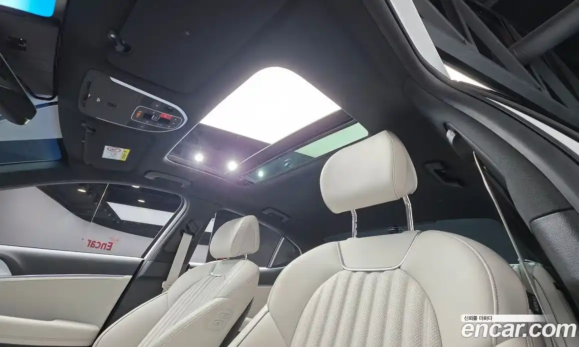 Genesis G70 2023 2.5 автомат (гидро), фото 11