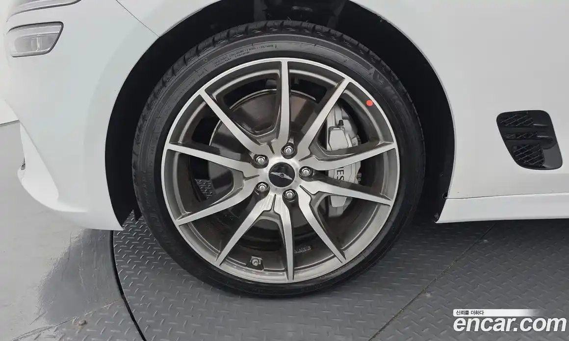 Genesis G70 2023 2.5 автомат (гидро), фото 5