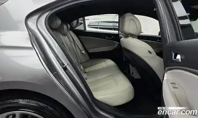 Genesis G70 2023 2.0 автомат (гидро), миниатюра 12