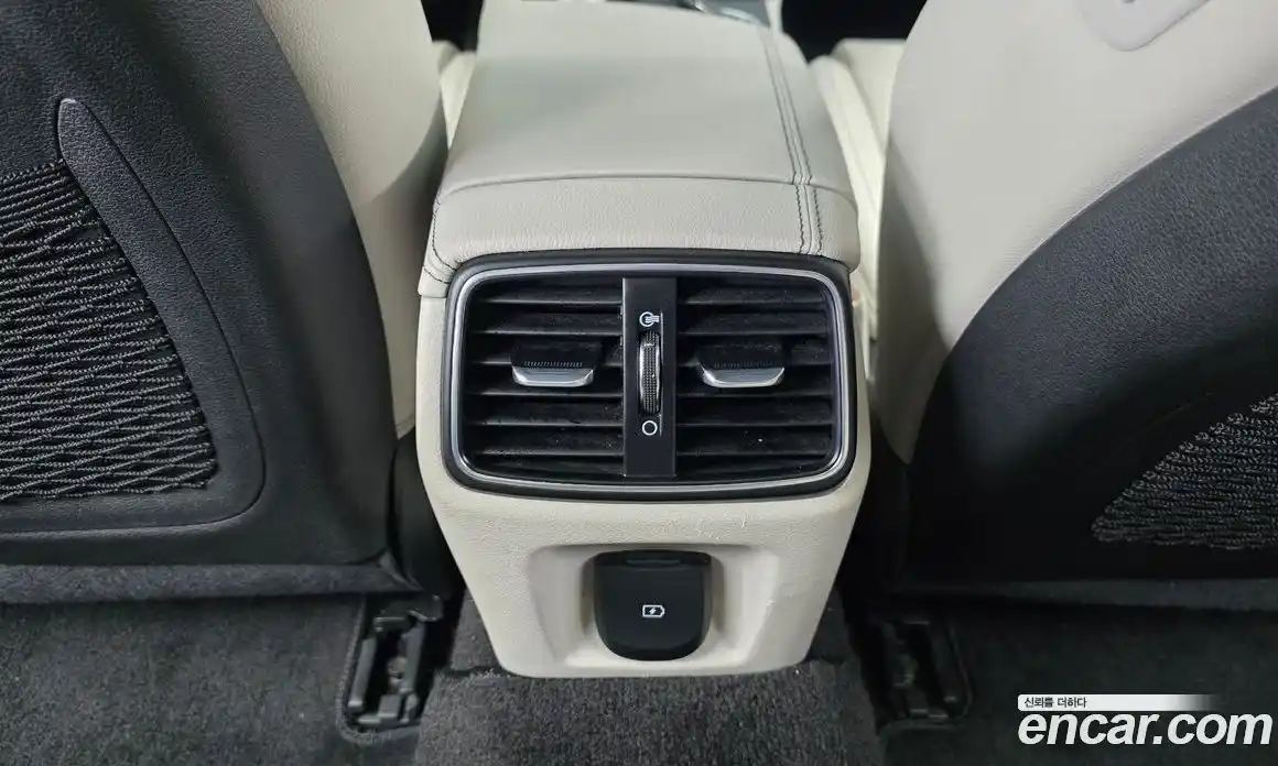 Genesis G70 2023 2.0 автомат (гидро), фото 19