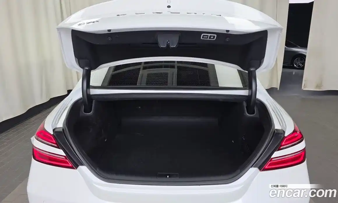 Genesis G70 2023 2.5 автомат (гидро), фото 26