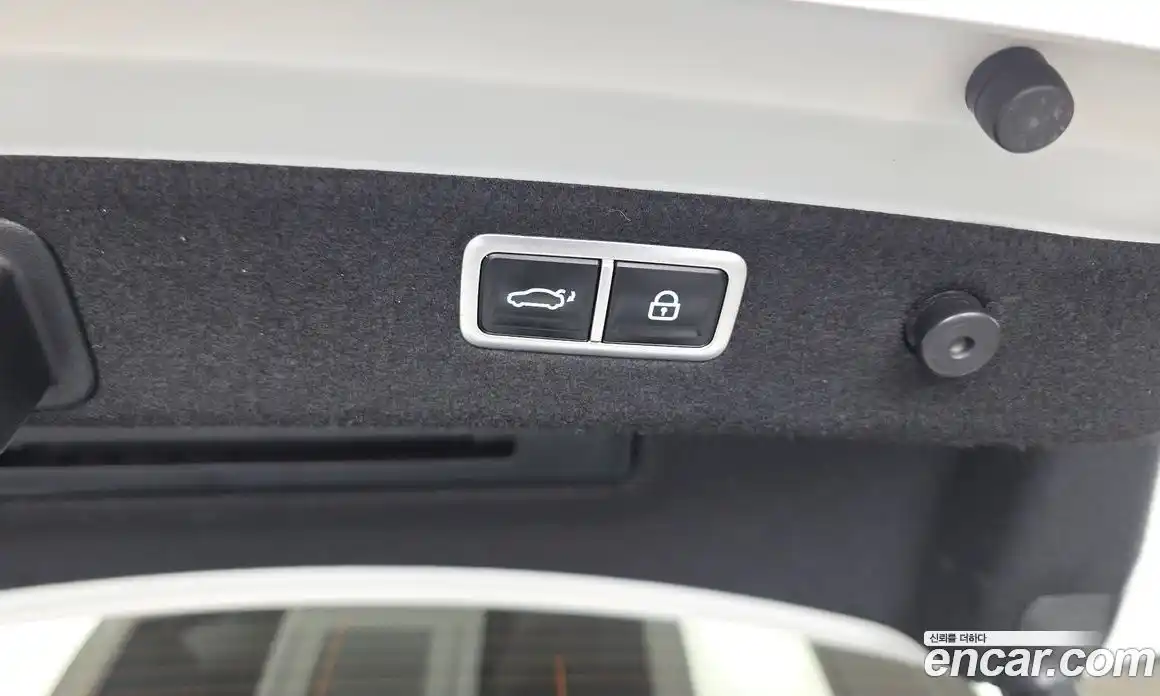 Genesis G70 2023 2.5 автомат (гидро), фото 32
