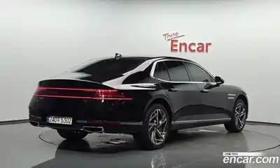 Genesis G90, 2022, 67 381 км