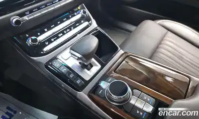 Genesis EQ900 2016 5.0 автомат (гидро), миниатюра 9