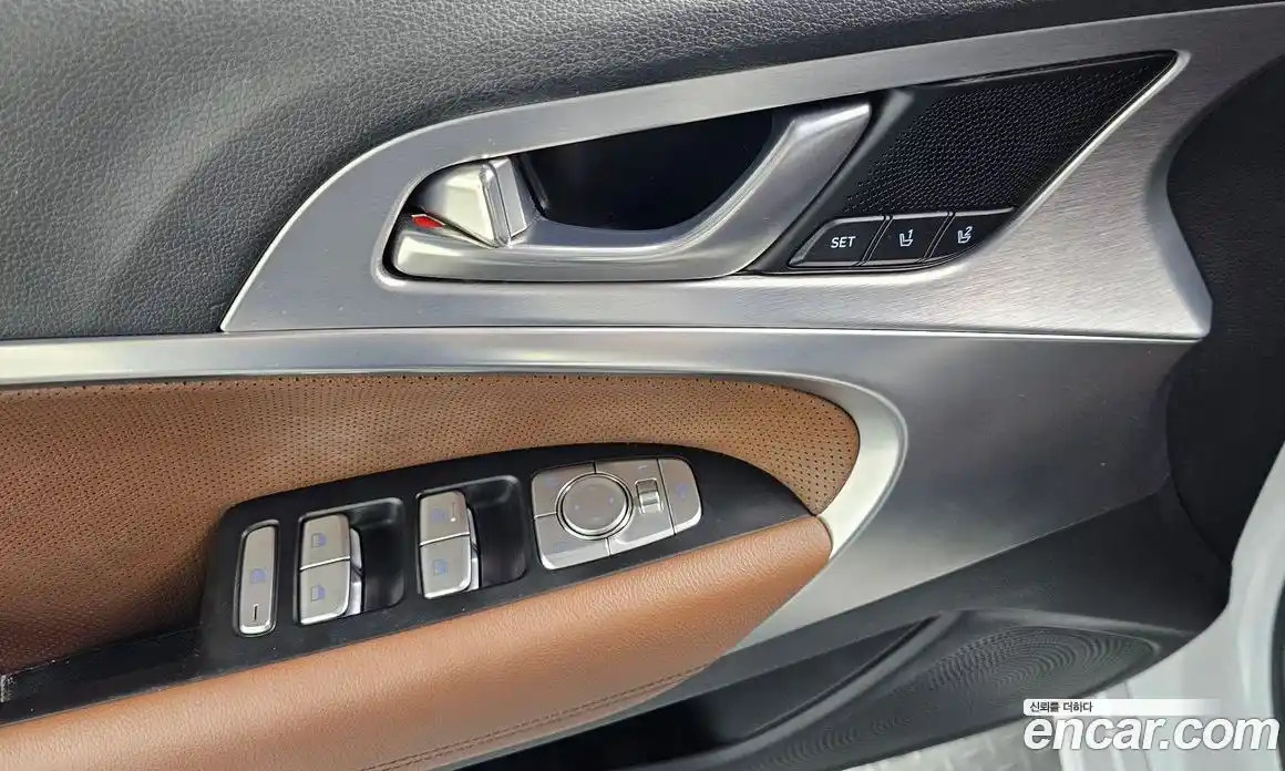 Genesis G70 2019 2.0 автомат (гидро), фото 27
