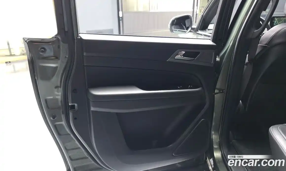 SsangYong Rexton 2024 2.2 автомат (гидро), фото 15