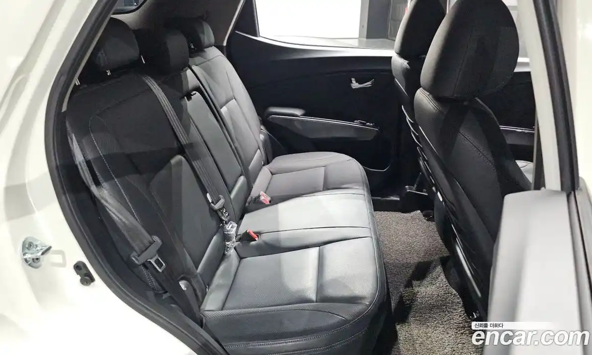 SsangYong TIBOLI 2021 1.5 автомат (гидро), фото 17