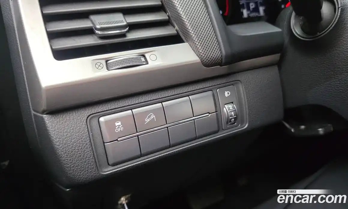 SsangYong Rexton 2019 2.2 автомат (гидро), фото 16