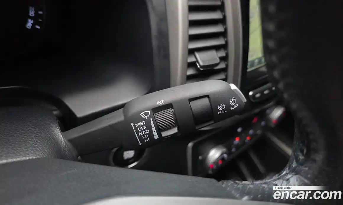SsangYong Rexton 2019 2.2 автомат (гидро), фото 17