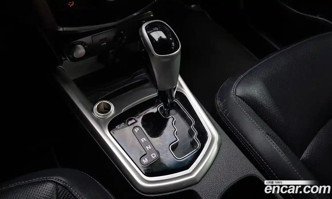 SsangYong TIBOLI 2015 1.6 автомат (гидро), фото 12