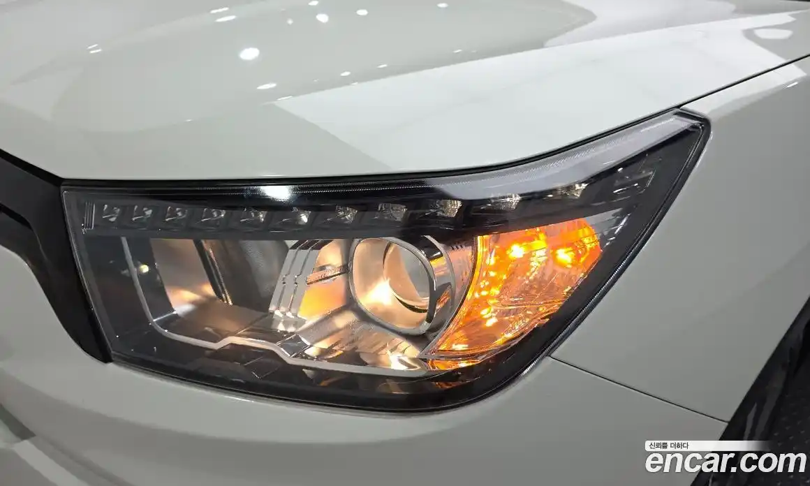 SsangYong TIBOLI 2015 1.6 автомат (гидро), фото 8