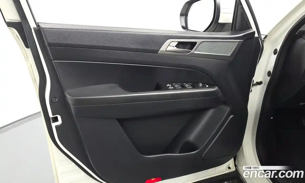 SsangYong Rexton 2018 2.2 автомат (гидро), фото 14