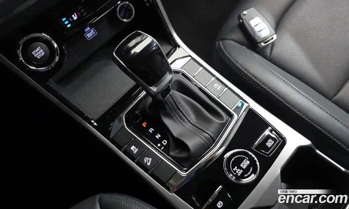 SsangYong Korando 2023 1.5 автомат (гидро), фото 11