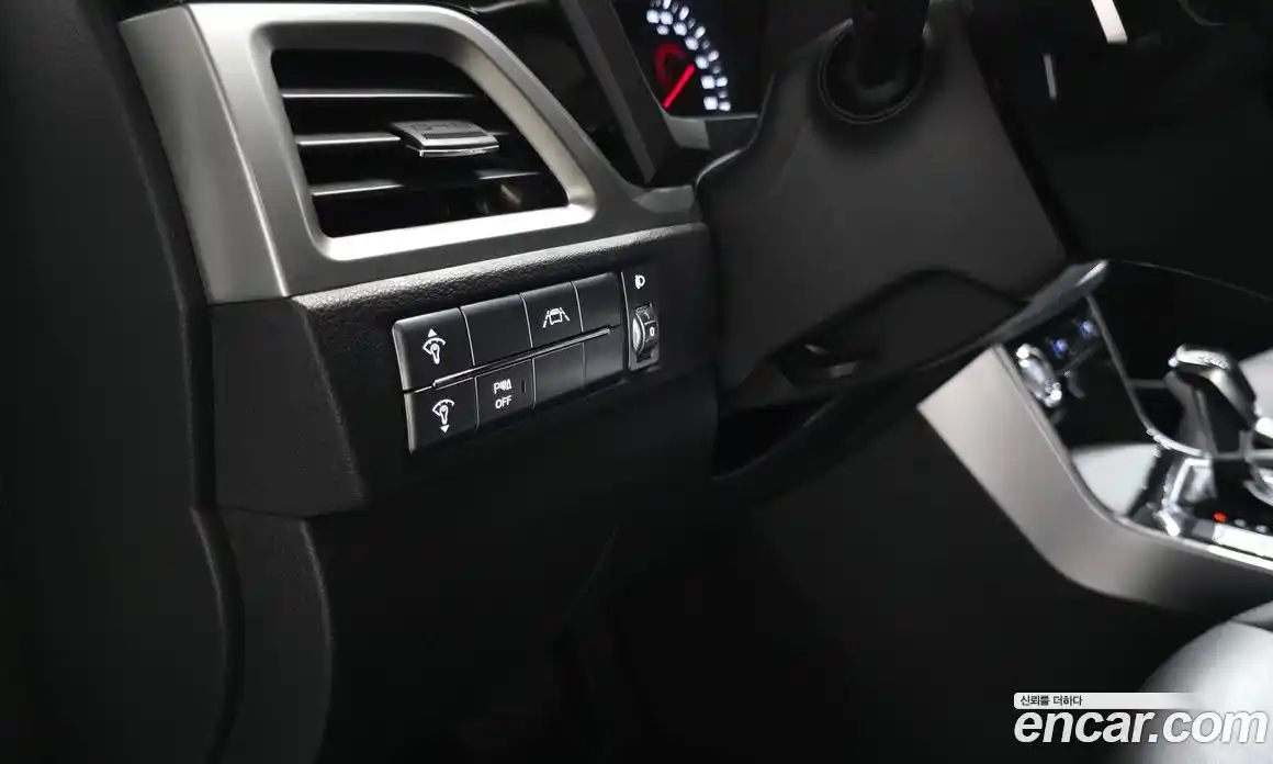 SsangYong Korando 2023 1.5 автомат (гидро), фото 26