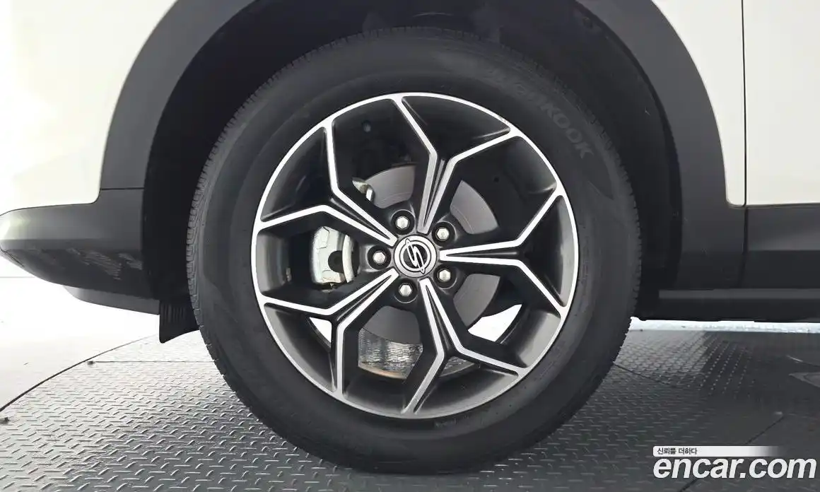 SsangYong Korando 2023 1.5 автомат (гидро), фото 4