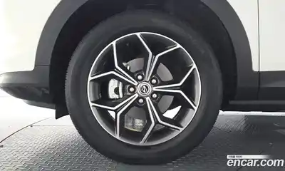 SsangYong Korando 2023 1.5 автомат (гидро), миниатюра 4
