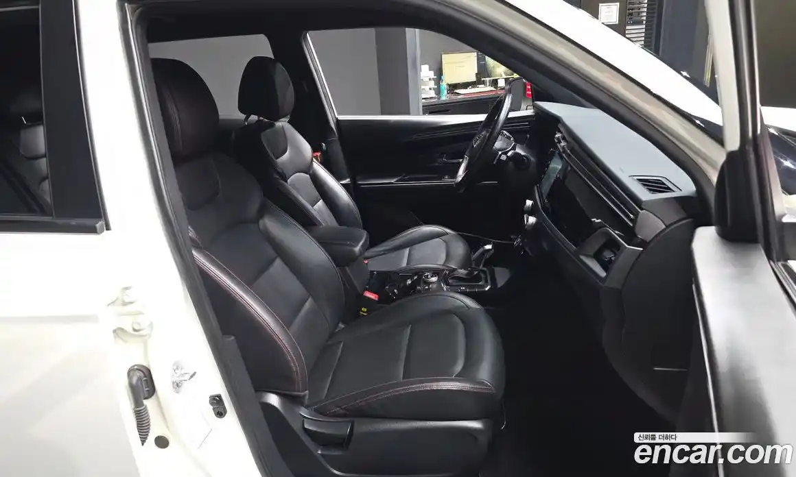 SsangYong Korando 2020 1.5 автомат (гидро), фото 11