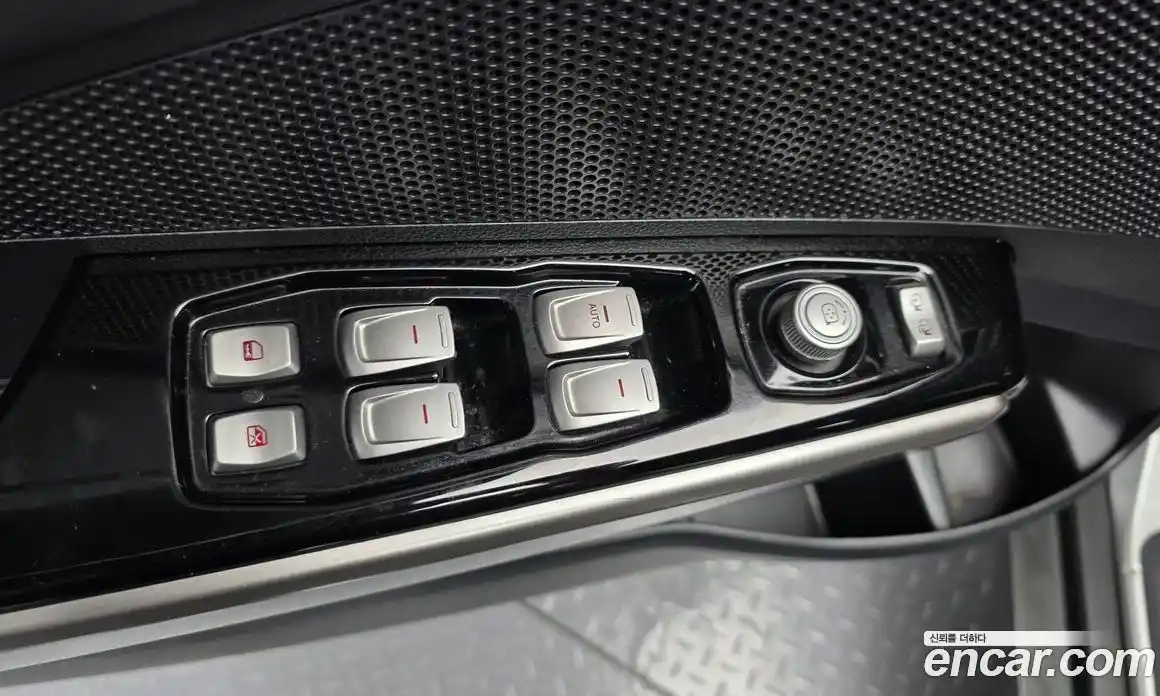 SsangYong TIBOLI 2018 1.6 автомат (гидро), фото 23