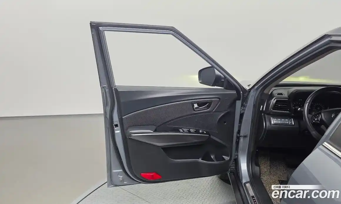 SsangYong TIBOLI 2020 1.5 автомат (гидро), фото 14