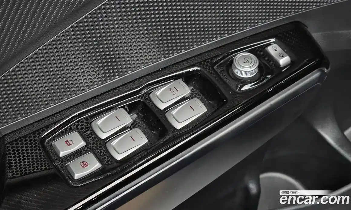 SsangYong TIBOLI 2016 1.6 автомат (гидро), фото 33
