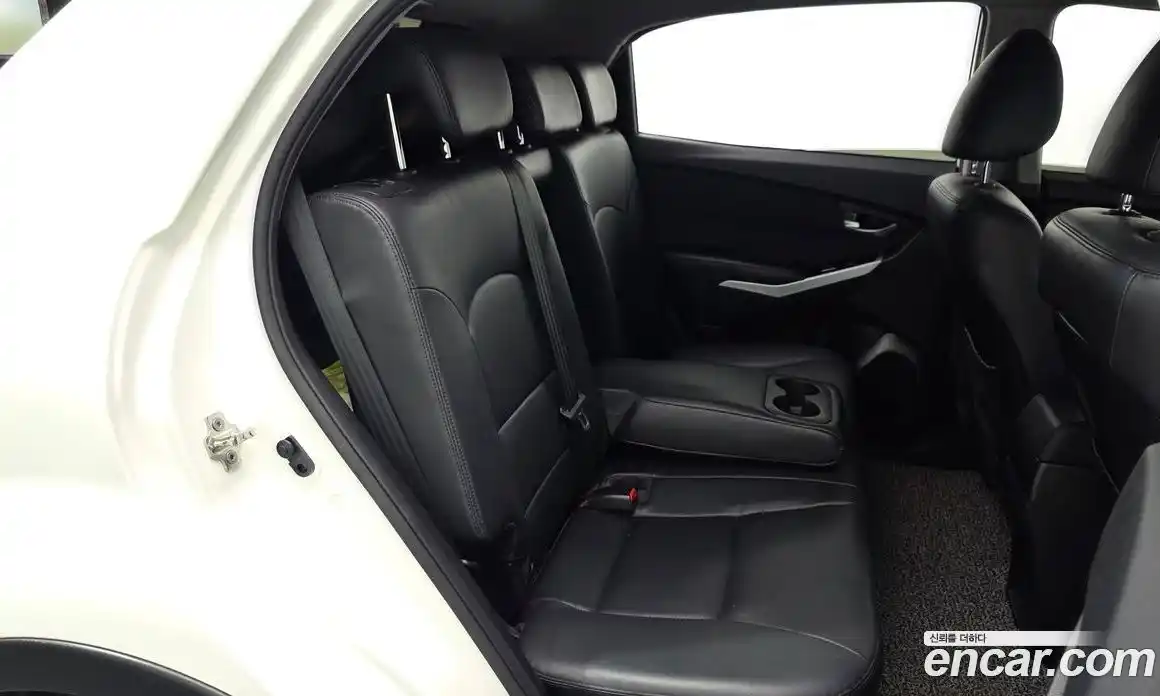 SsangYong Korando 2017 2.2 автомат (гидро), фото 17