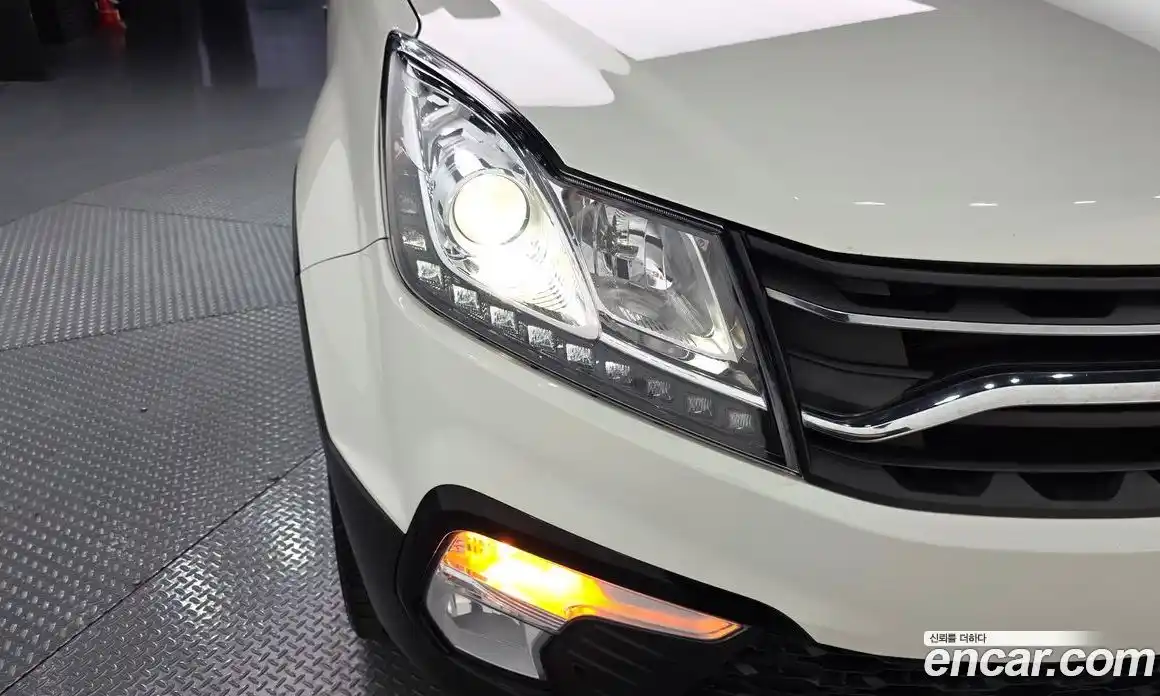 SsangYong Korando 2017 2.2 автомат (гидро), фото 8