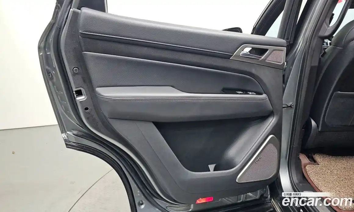 SsangYong Rexton 2018 2.2 автомат (гидро), фото 15