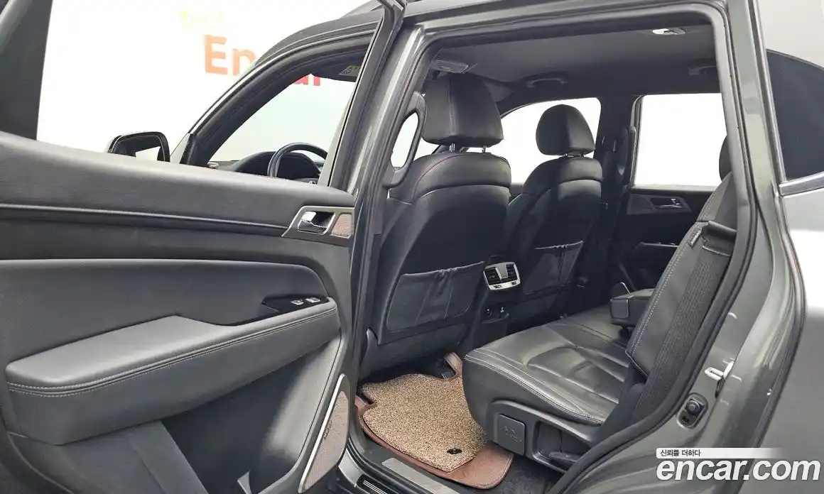 SsangYong Rexton 2018 2.2 автомат (гидро), фото 17