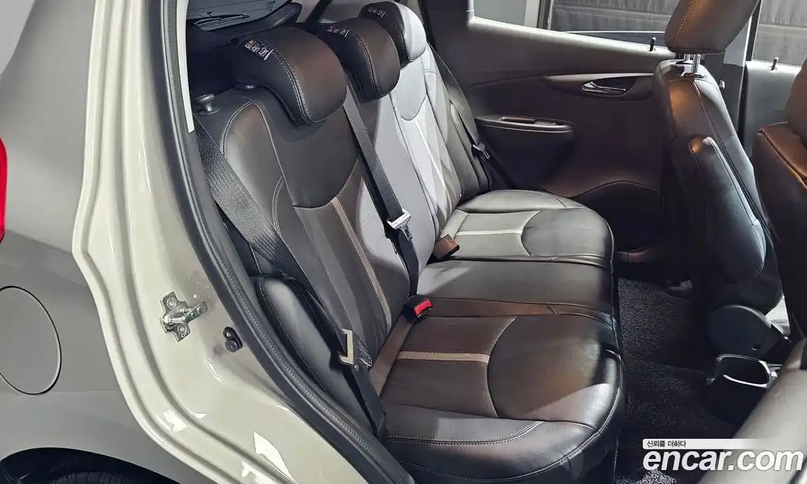 Chevrolet Spark 2019 1.0 автомат (гидро), фото 18