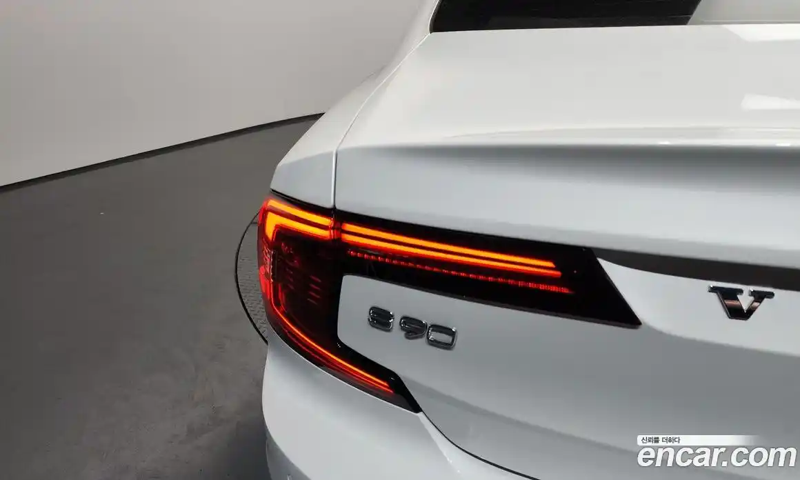 Volvo S90 2021 2.0 автомат (гидро), фото 9