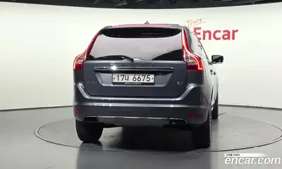 Volvo XC60 2017 2.0 автомат (гидро), миниатюра 4