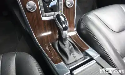 Volvo XC60 2017 2.0 автомат (гидро), миниатюра 9