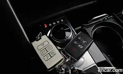 Land Rover Discovery 2019 3.0 автомат (гидро), миниатюра 9